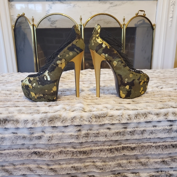Army fatigue heels - Picture 5 of 7